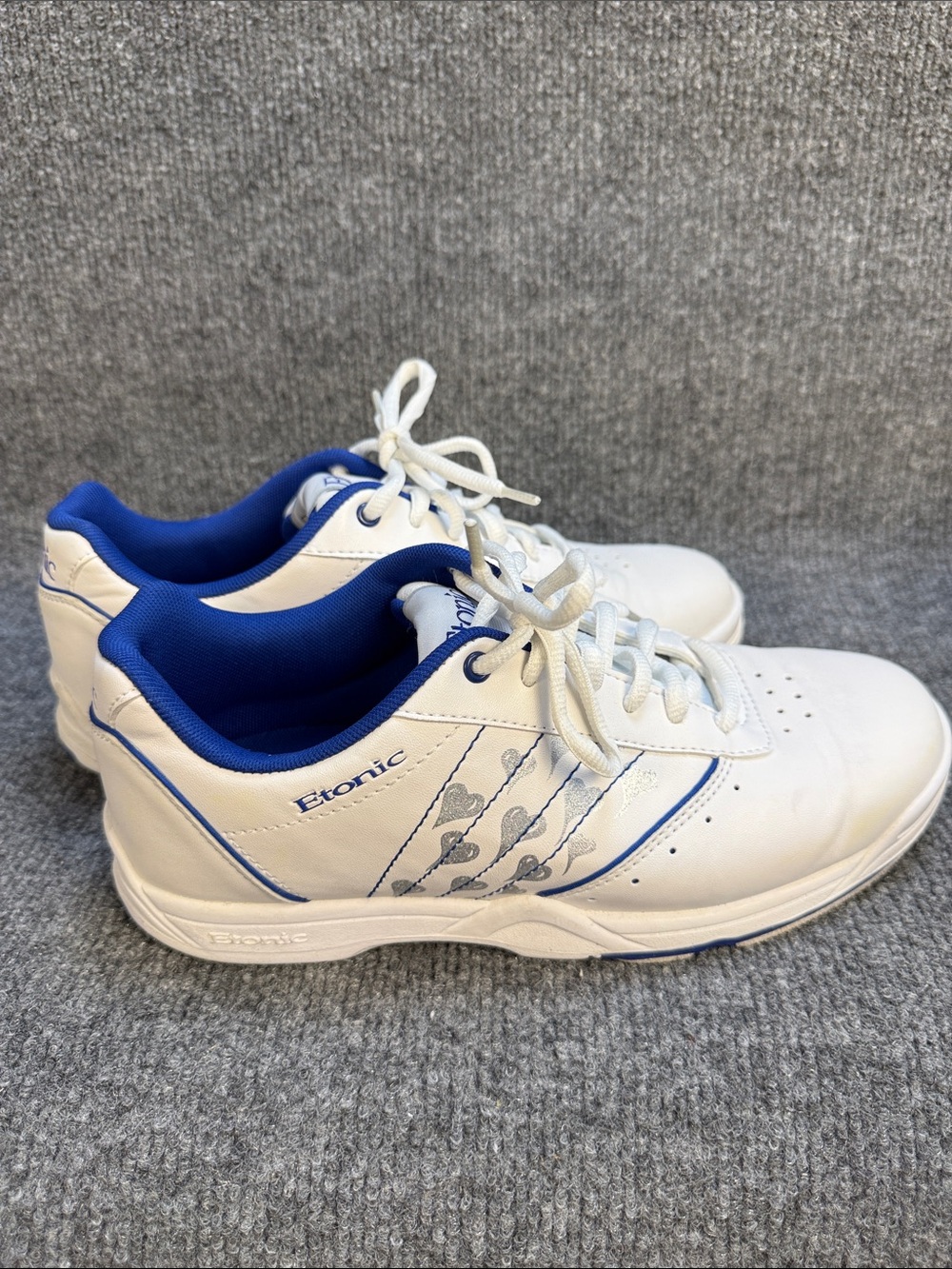 Etonic White Leather Athletic/Bowling Sneakers with Blue Lining Size 7.5